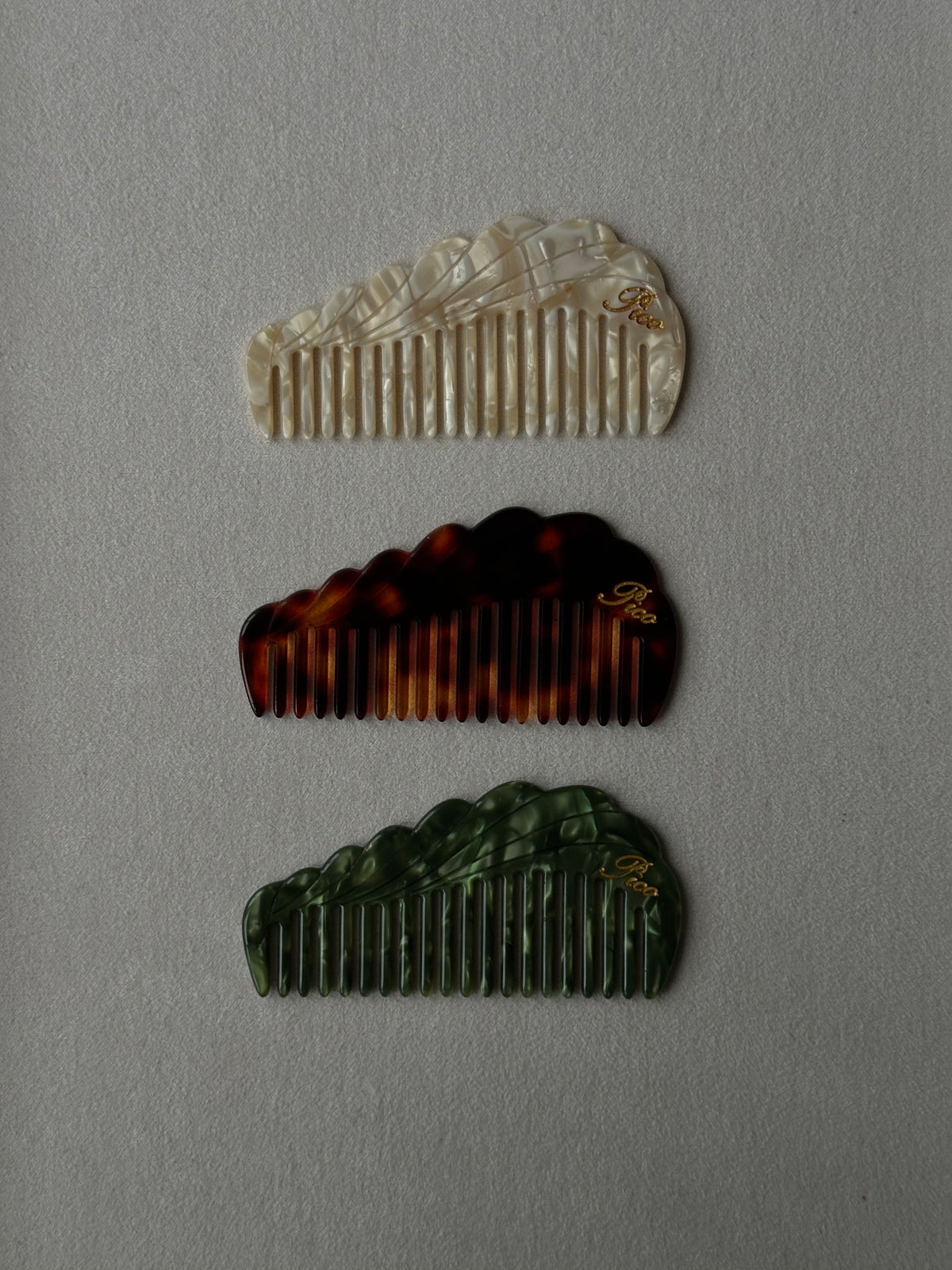 Small Thea Comb