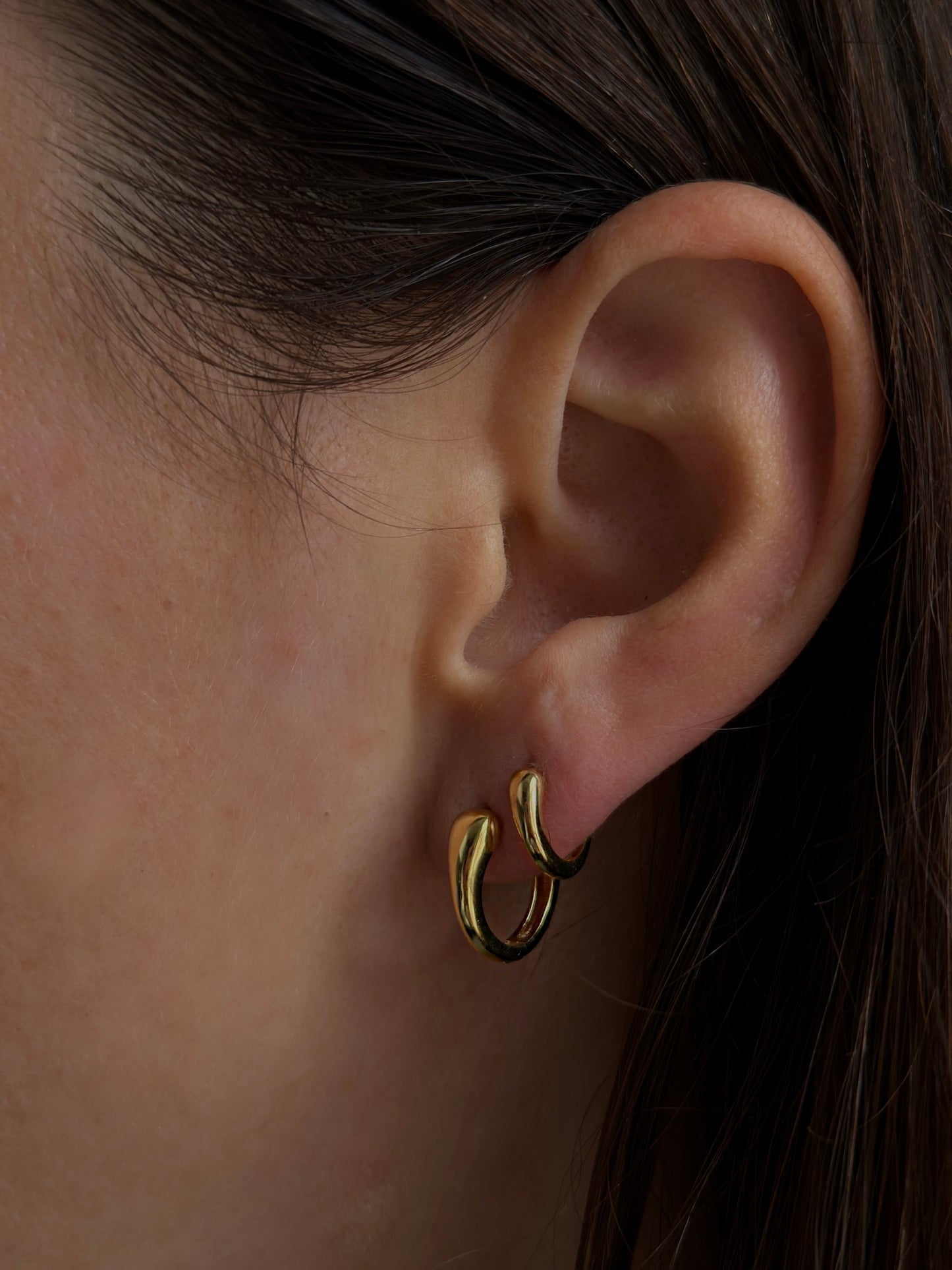 Iris Petite Hoops