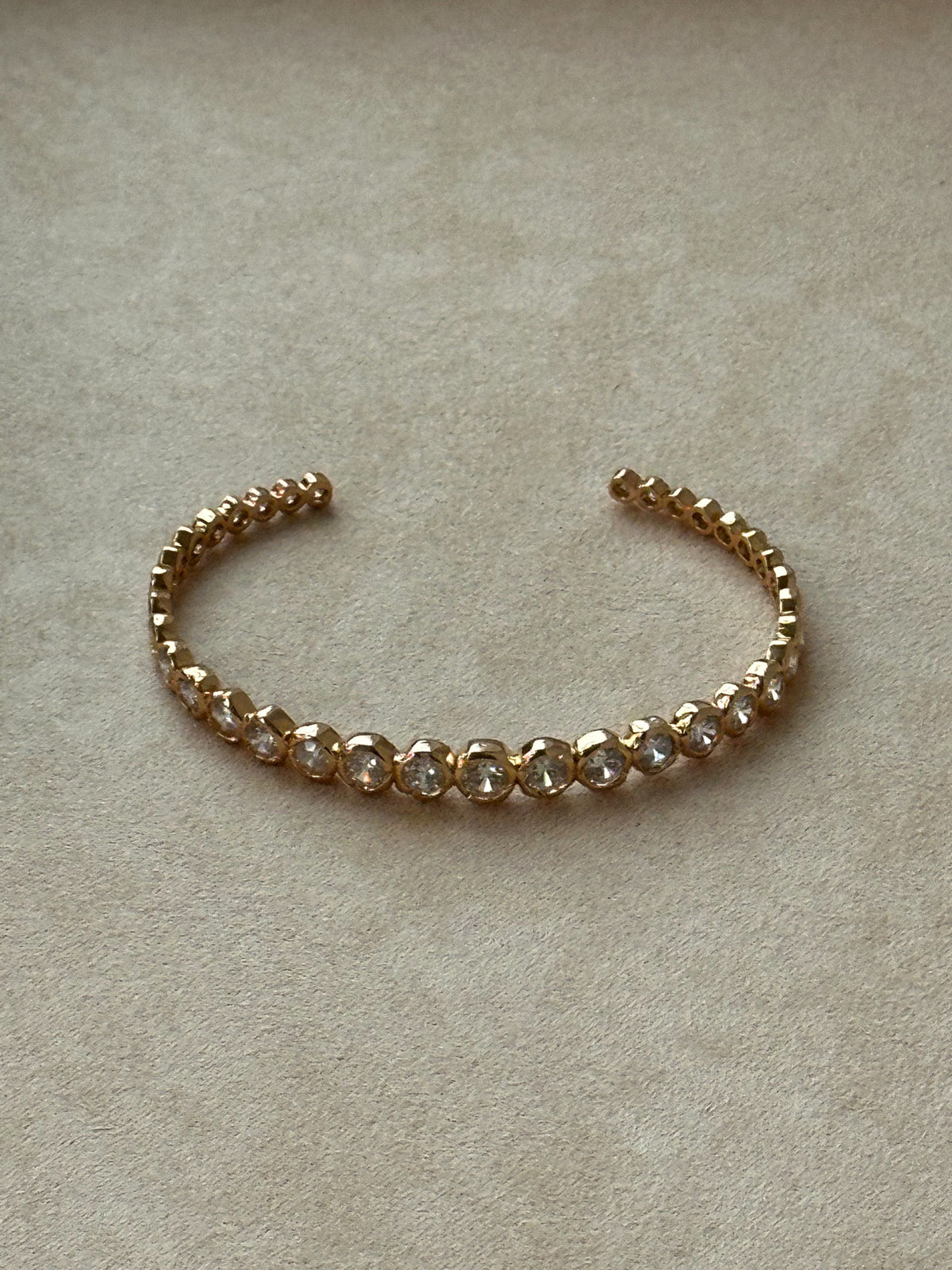 Elva Crystal Bangle