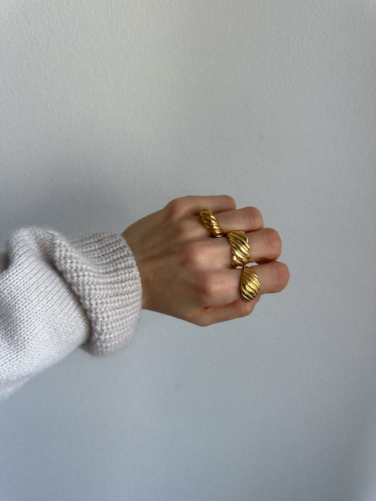 Thalassa Ring
