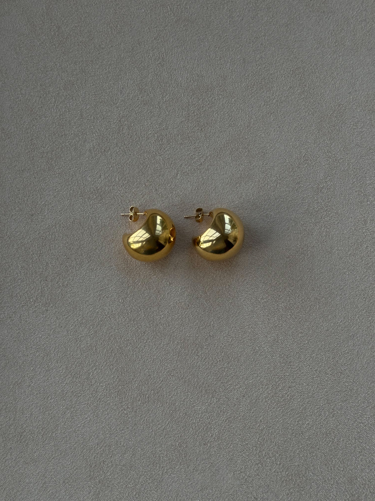 Polly Studs