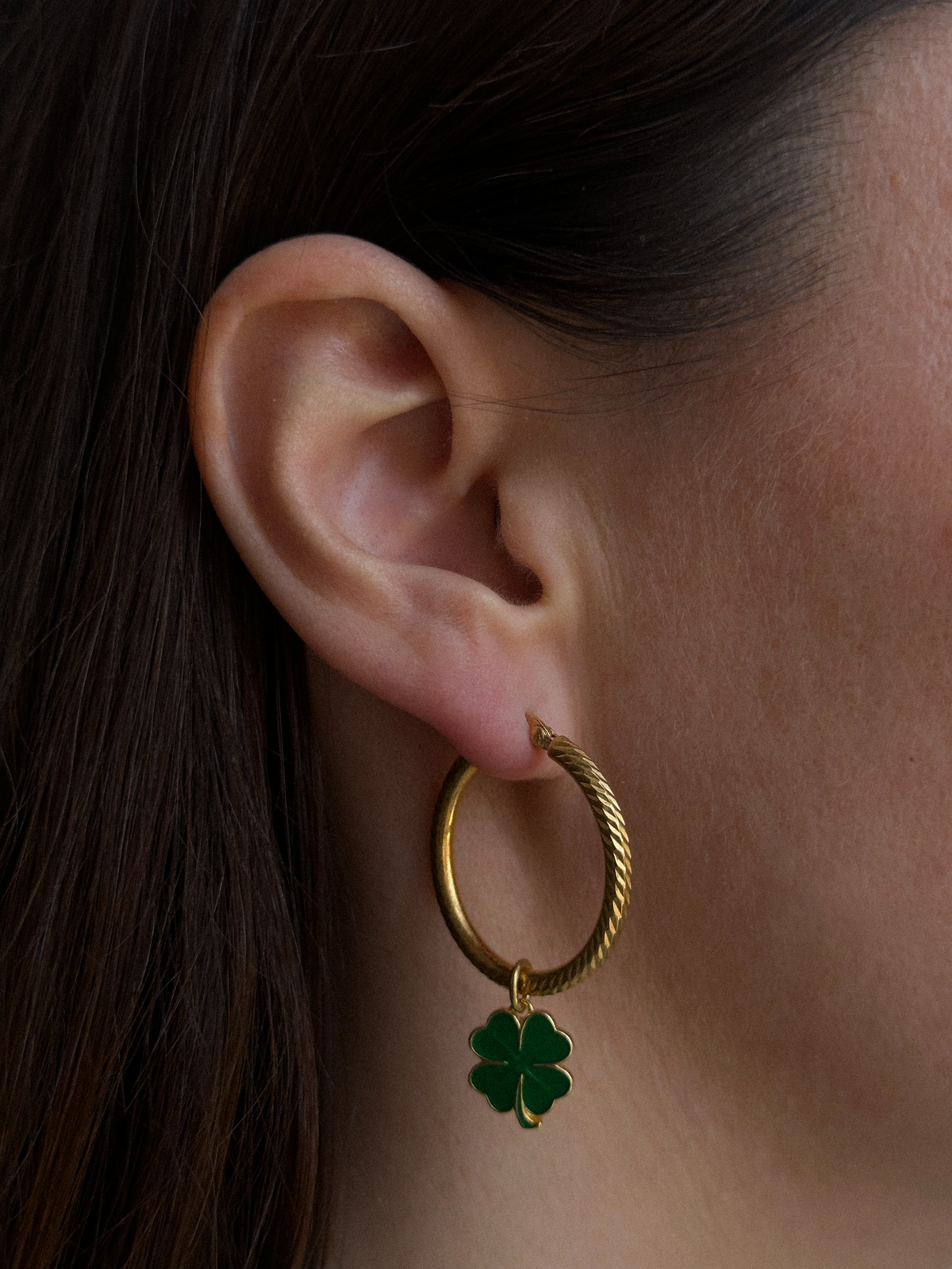 Mia Medium Hoops