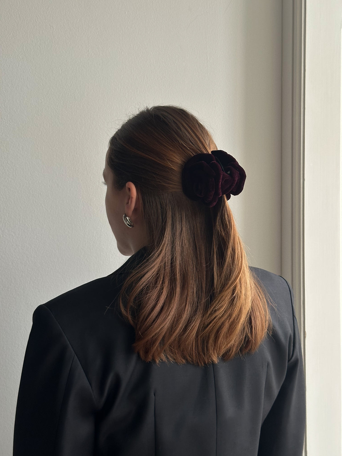 Velvet Rose Claw
